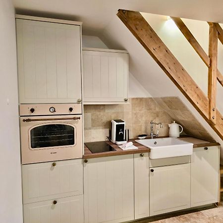 Le Cottage Maisonnette Dans Corps De Ferme Ollainville Exterior foto