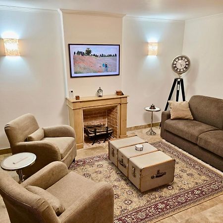 Le Cottage Maisonnette Dans Corps De Ferme Ollainville Exterior foto